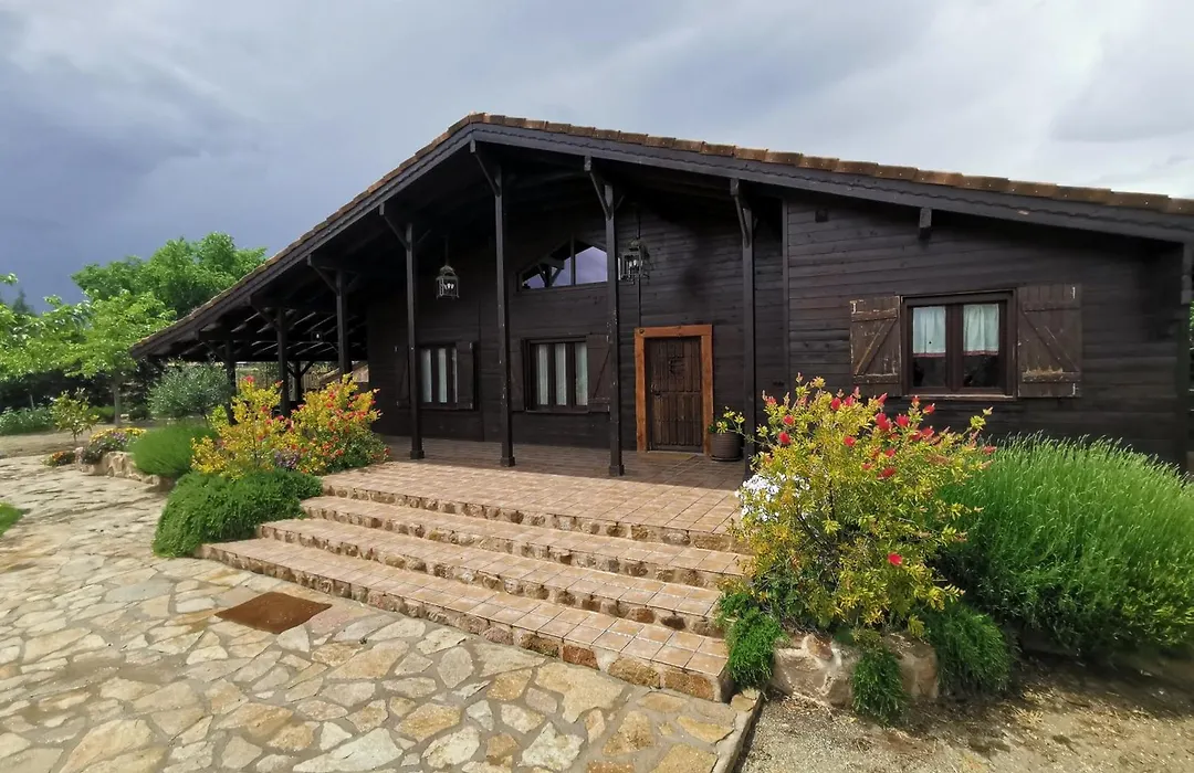 LOS CASTILLOS Casa Rural y espacio para eventos-1